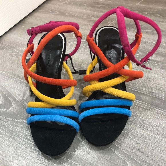 Zara Shoes - NWT ZARA heels size 36